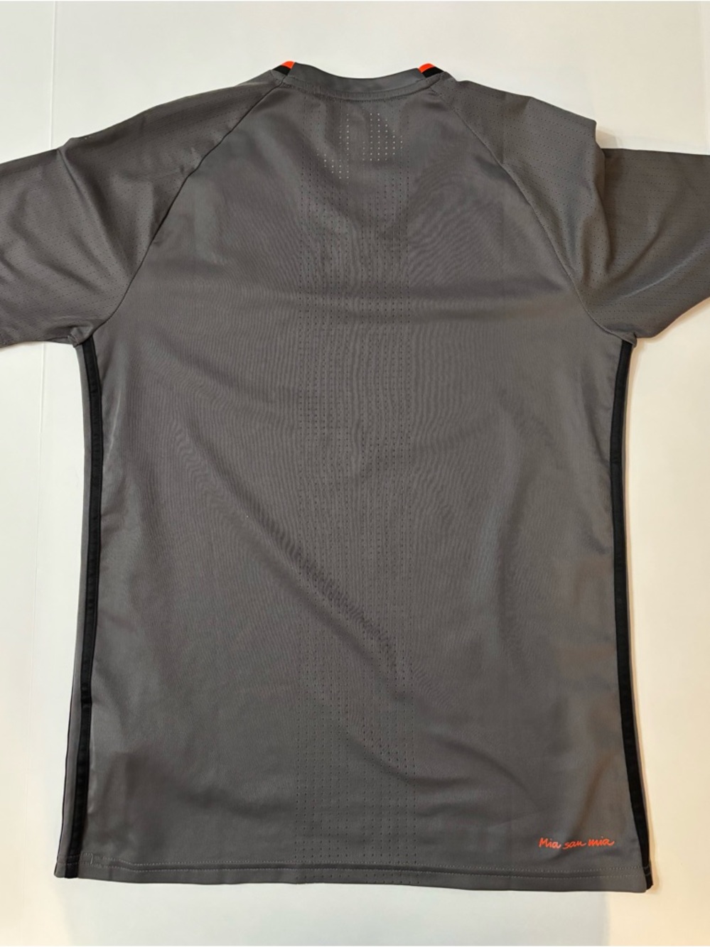 Adidas FC Bayern Munich Gray Away Jersey size medium - Picture 6 of 7